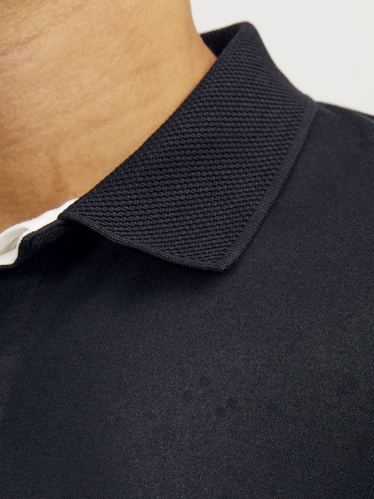 33064167-60041399.jpg