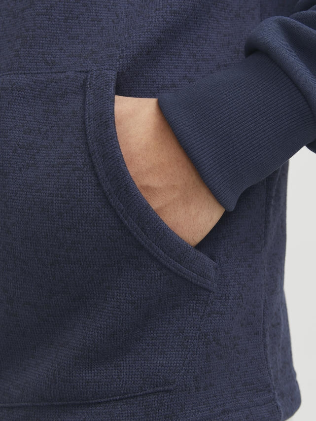 49407940-73504976.jpg