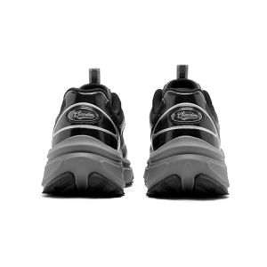 Woman's Casual Shoes