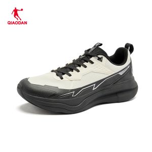 Man's Running Shoes