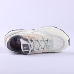Woman's Casual Shoes