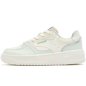 Woman's Skateboarding Shoes