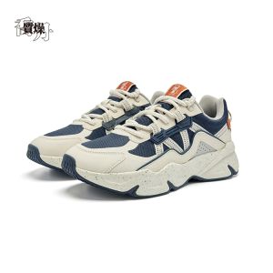 Man's Casual Shoes