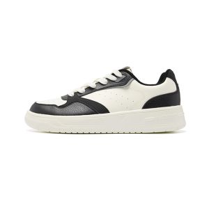 Man`s Skateboarding Shoes