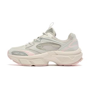 Woman's Casual Shoes