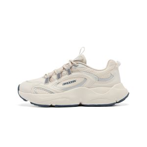 Woman's Casual Shoes