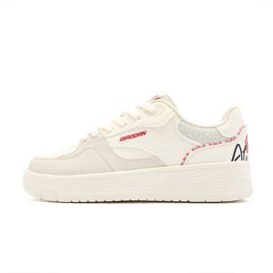 Woman's Skateboarding Shoes