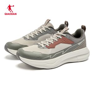 Man's Running Shoes
