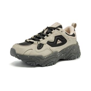 Woman's Outdoor Lifestyle Shoes